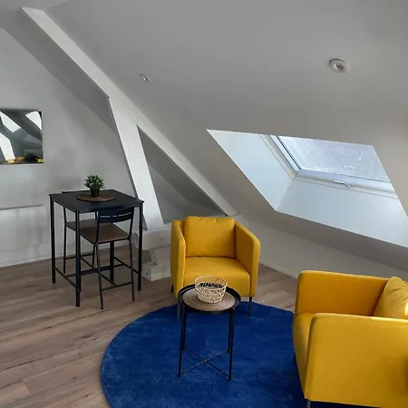 303 - Hyper Centre - Integralement Renove - Toutes Commodites A Pied *